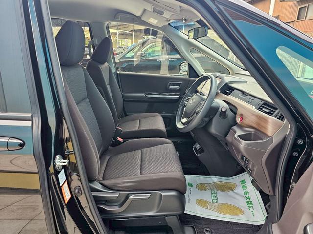 フリード Ｇ・ホンダセンシング　純正ナビ・バックモニター・オートクルーズコントロール・Ｂｌｕｅｔｏｏｔｈ接続・ＥＴＣ・ドライブレコーダー・ＴＶ・両側電動スライドドア・プッシュスタート・純正１５インチスチールホイール（5枚目）