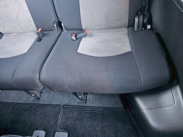 セレナ ライダー ブラックライン S-ハイブリッド 純正ナビ・後席モニター・アラウンドビューモニター・クルーズコントロール・Bluetooth接続・ETC・ドライブレコーダー・TV・100V電源・両側電動スライドドア・純正16インチアルミホイール(11枚目)