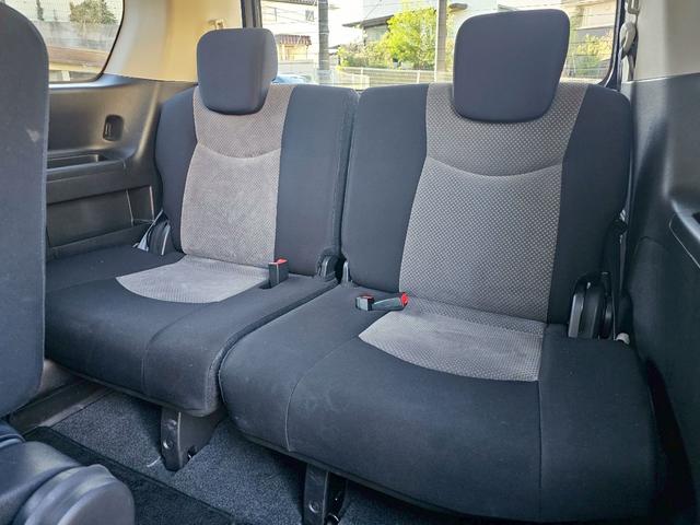 セレナ ライダー ブラックライン S-ハイブリッド 純正ナビ・後席モニター・アラウンドビューモニター・クルーズコントロール・Bluetooth接続・ETC・ドライブレコーダー・TV・100V電源・両側電動スライドドア・純正16インチアルミホイール(12枚目)