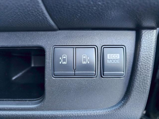 セレナ ライダー ブラックライン S-ハイブリッド 純正ナビ・後席モニター・アラウンドビューモニター・クルーズコントロール・Bluetooth接続・ETC・ドライブレコーダー・TV・100V電源・両側電動スライドドア・純正16インチアルミホイール(28枚目)