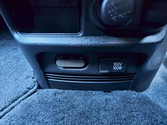 セレナ ライダー ブラックライン S-ハイブリッド 純正ナビ・後席モニター・アラウンドビューモニター・クルーズコントロール・Bluetooth接続・ETC・ドライブレコーダー・TV・100V電源・両側電動スライドドア・純正16インチアルミホイール(37枚目)