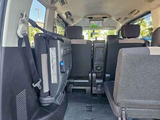 セレナ ライダー ブラックライン S-ハイブリッド 純正ナビ・後席モニター・アラウンドビューモニター・クルーズコントロール・Bluetooth接続・ETC・ドライブレコーダー・TV・100V電源・両側電動スライドドア・純正16インチアルミホイール(64枚目)