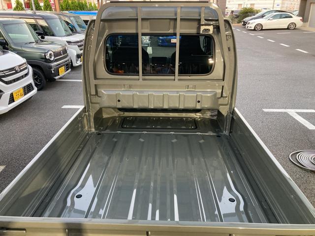 スーパーキャリイ Xリミテッド 届出済未使用車-パートタイム4WD/オートライト/AC/アイドリングストップ/デュアルカメラブレーキ/バックセンサー 電格式ミラー(22枚目)