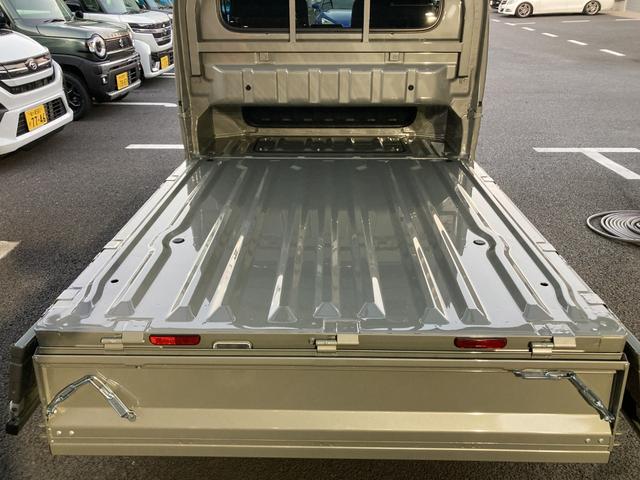 スーパーキャリイ Xリミテッド 届出済未使用車-パートタイム4WD/オートライト/AC/アイドリングストップ/デュアルカメラブレーキ/バックセンサー 電格式ミラー(30枚目)