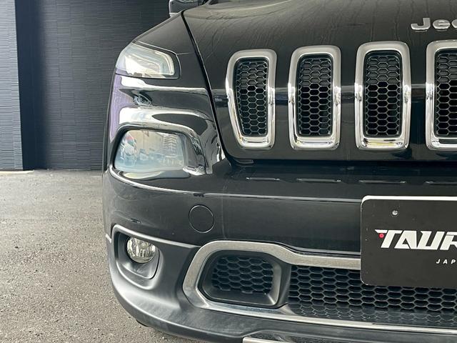 ジープ・チェロキー ロンジチュード　ロンジチュード（５名）純正ナビ・ＴＶ・純正１７インチアルミホイール・ＥＴＣ・ルーフレール・ＨＩＤ・レベライザー・社外デジタルインナーミラー（11枚目）