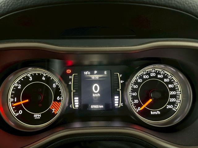 ジープ・チェロキー ロンジチュード　ロンジチュード（５名）純正ナビ・ＴＶ・純正１７インチアルミホイール・ＥＴＣ・ルーフレール・ＨＩＤ・レベライザー・社外デジタルインナーミラー（30枚目）