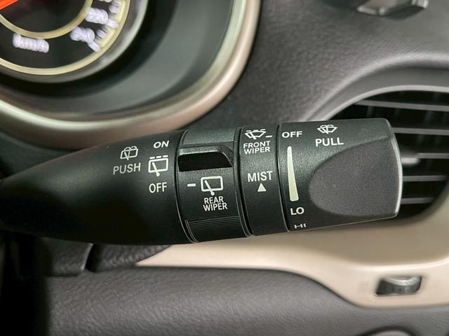 ジープ・チェロキー ロンジチュード　ロンジチュード（５名）純正ナビ・ＴＶ・純正１７インチアルミホイール・ＥＴＣ・ルーフレール・ＨＩＤ・レベライザー・社外デジタルインナーミラー（35枚目）