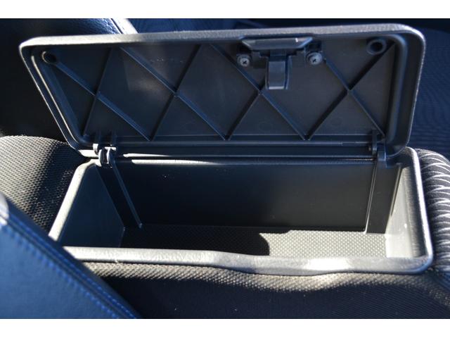 ��������t���A�[�����X�g