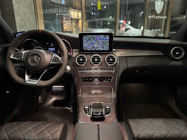 Ｃクラス Ｃ６３　Ｓ　エディション１　ＥＤ１　左ハンドル　３５０台限定車　ＡＭＧパフォ―マンスシート　レッドステッチレザーシート（32枚目）