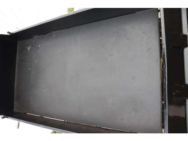 デュトロ ダンプ（9枚目）