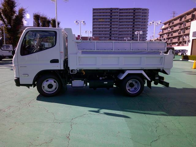 キャンター 3.0DT ローダーダンプ 新型 2.95t積載 コボレーン 5MT リアカメラ ラジコン EZGO 左側電動格納ミラー LEDライト LEDフォグランプ オートライト(12枚目)