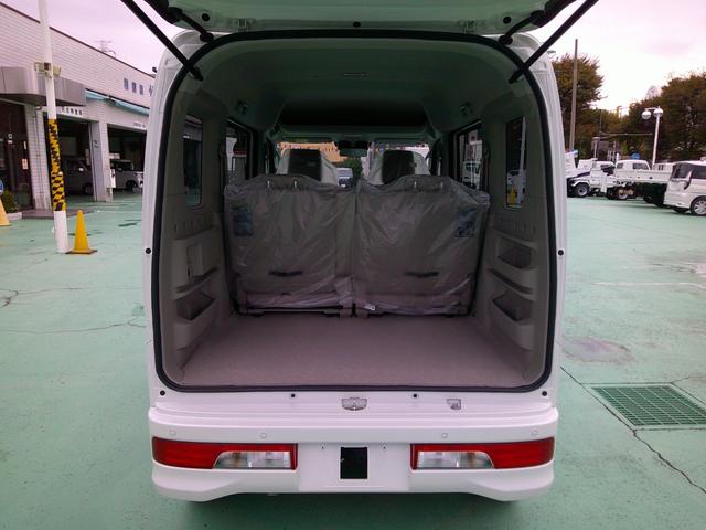 エブリイワゴン ＰＺターボスペシャル　ハイルーフ　ＣＶＴ　ナビ・ＴＶ　届出済未使用車　後席両側パワースライドドア　オートステップ　ＬＥＤヘッドランプ　フォグランプ　スズキセーフティサポート　ＥＳＰ　オートライト　シートヒーター（10枚目）