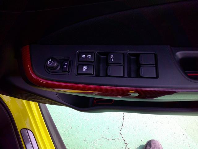 スイフトスポーツ ベースグレード セーフティパッケージ装着車 6AT 純正8インチナビ フルセグTV CD DVD Bluetooth ドラレコ バックカメラ(13枚目)