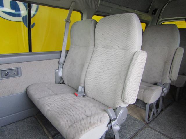 キャラバンコーチ ＧＸ　メモリーナビ　バックカメラ　フルセグＴＶ（15枚目）