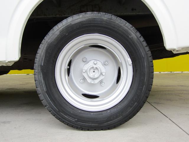 MAZDA BONGO VAN DX