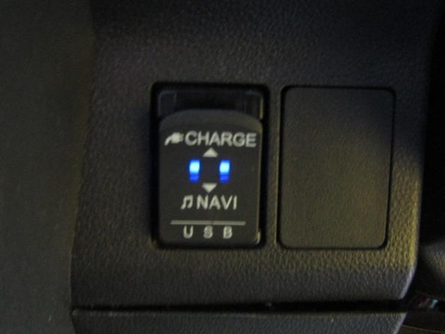 タント Ｘ　ＶＳ　ＳＡＩＩＩ　メモリーナビ　全周囲カメラ　両側オートスライド（19枚目）