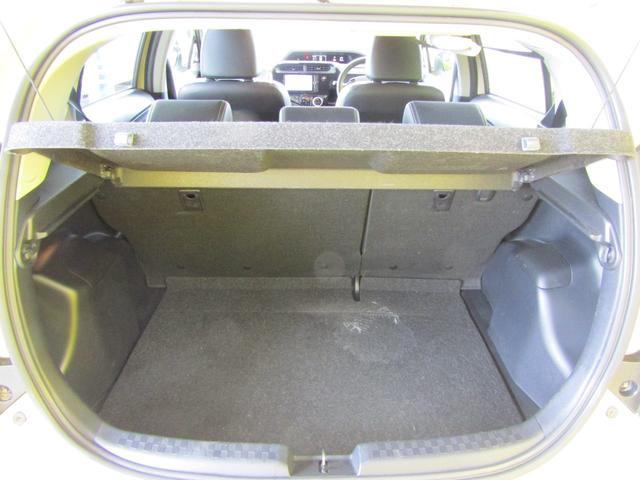 アクア クロスオーバー ブレーキサポート ハーフレザーシート(15枚目)