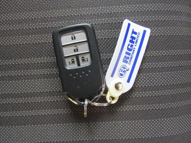 フリードハイブリッド ハイブリッド・Gホンダセンシング 両側オートスライド ブレーキサポート(27枚目)