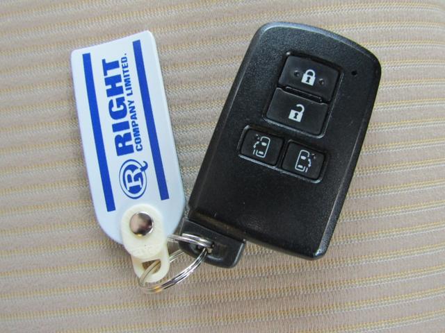 ノア ハイブリッドＸ　両側オートスライド　メモリーナビ　バックカメラ（23枚目）