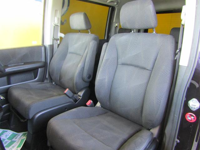 ステップワゴンスパーダ Ｚ　両側オートスライド　メモリーナビ（13枚目）