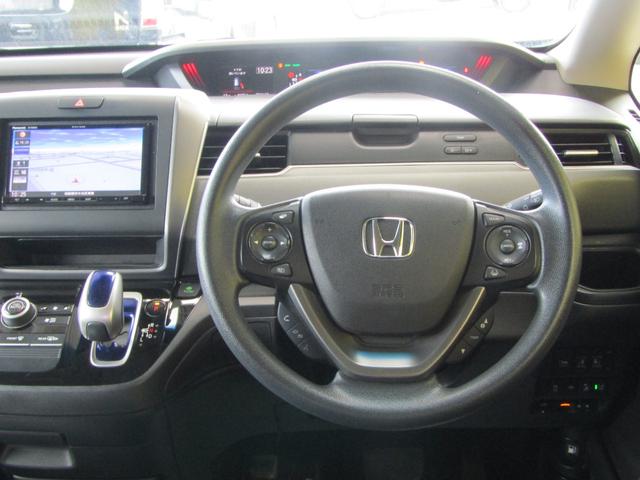 フリード＋ハイブリッド ハイブリッドＧ・ホンダセンシング　メモリーナビ　両側オートスライド　ＥＴＣ（12枚目）