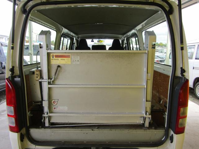 ハイエースバン ロングＤＸ　キーレス　ＥＴＣ　修復無し（16枚目）