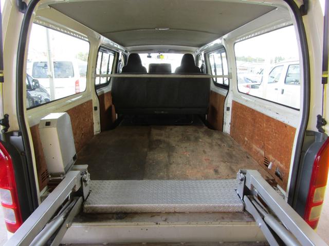 ハイエースバン ロングＤＸ　キーレス　ＥＴＣ　修復無し（17枚目）