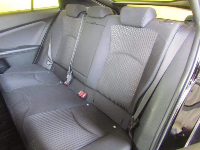 プリウス Ｓ　フルエアロ　メモリーナビ　バックカメラ（14枚目）