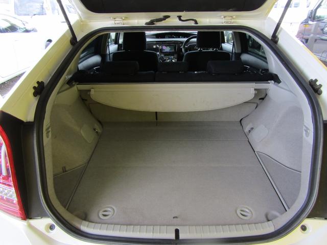 プリウス Ｓ　ＴＥＩＮ車高調　フルエアロ　メモリーナビ（17枚目）