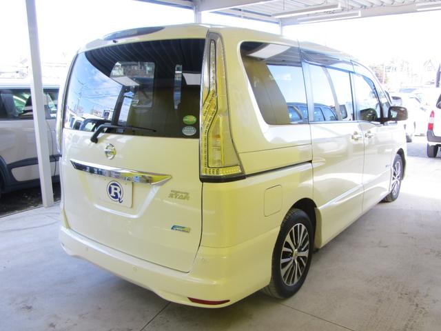 セレナ ハイウェイスターＳ－ＨＶアドバンスドセーフティパック　両側オートスライド　ブレーキサポート（10枚目）