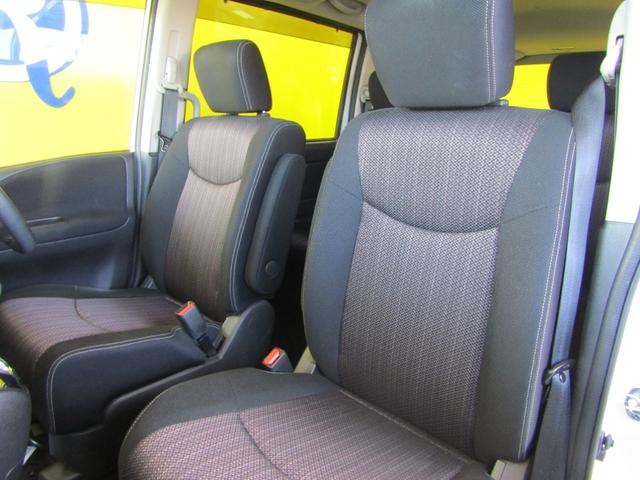 セレナ ハイウェイスターＳ－ＨＶアドバンスドセーフティパック　両側オートスライド　ブレーキサポート（13枚目）