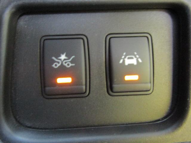 セレナ ハイウェイスターＳ－ＨＶアドバンスドセーフティパック　両側オートスライド　ブレーキサポート（20枚目）