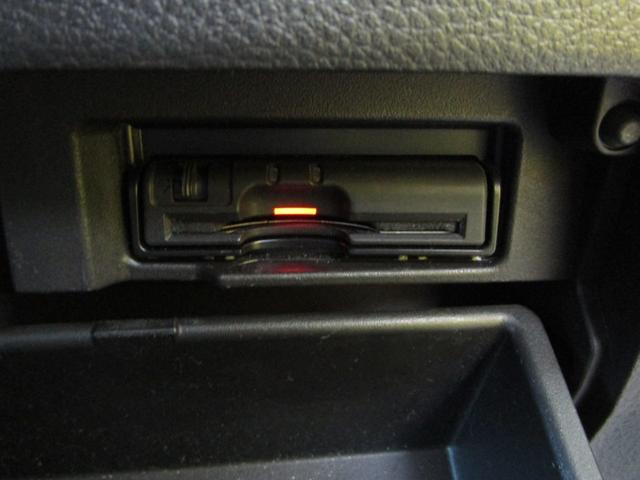 セレナ ハイウェイスターＳ－ＨＶアドバンスドセーフティパック　両側オートスライド　ブレーキサポート（22枚目）