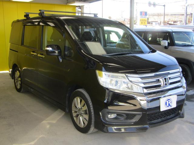 ステップワゴンスパーダ Ｚ　インターナビセレクション　ＨＤＤナビ　両側オートスライド（9枚目）