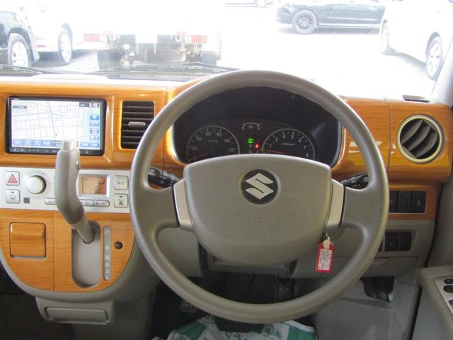 当社にてタイヤ交換も承っております●新品タイヤから中古タイヤやスタッドレスタイヤ等も当社でお安く承りますよ●もちろん社外アルミホイールの取付も承っております●お気軽に当店スタッフまでご相談下さいね●