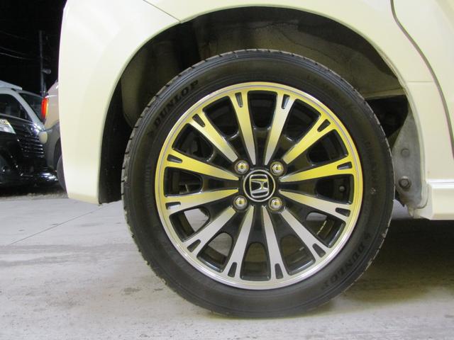 N-BOXカスタム G・ターボLパッケージ 両側オートスライド ハーフレザーシート(18枚目)