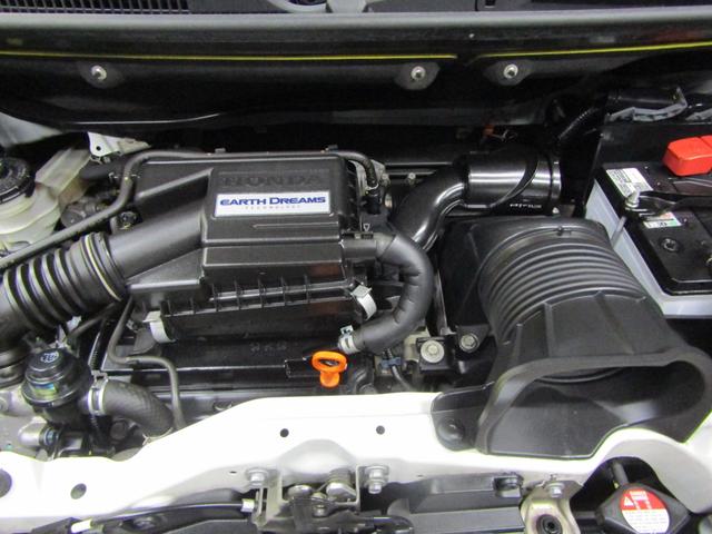 N-BOXカスタム G・ターボLパッケージ 両側オートスライド ハーフレザーシート(23枚目)