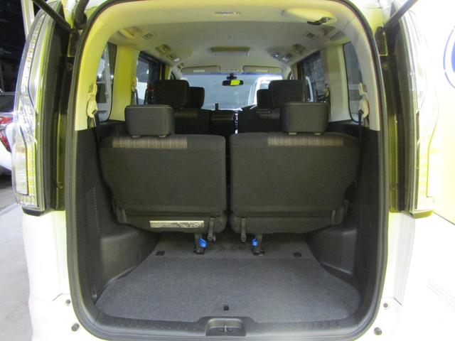 セレナ ハイウェイスターＳ－ＨＶアドバンスドセーフティパック　両側オートスライド　ブレーキサポート（17枚目）