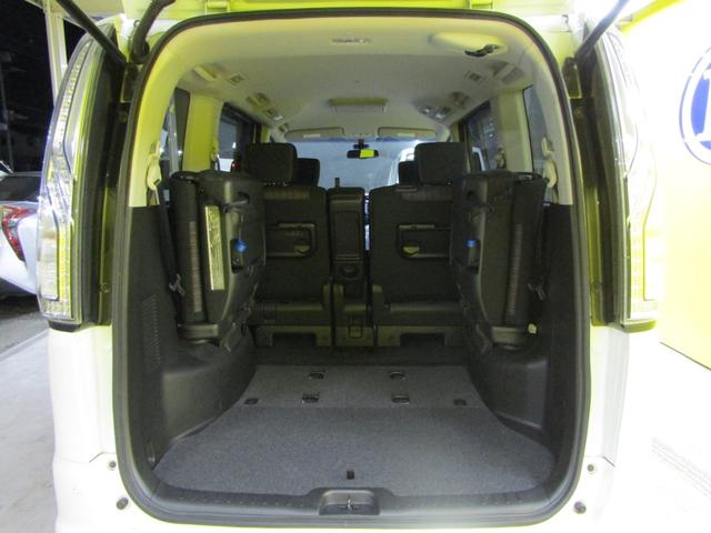 セレナ ハイウェイスターＳ－ＨＶアドバンスドセーフティパック　両側オートスライド　ブレーキサポート（18枚目）