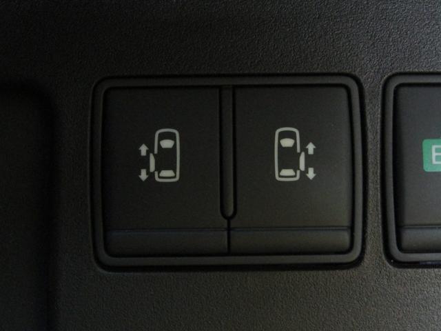 セレナ ハイウェイスターＳ－ＨＶアドバンスドセーフティパック　両側オートスライド　ブレーキサポート（21枚目）