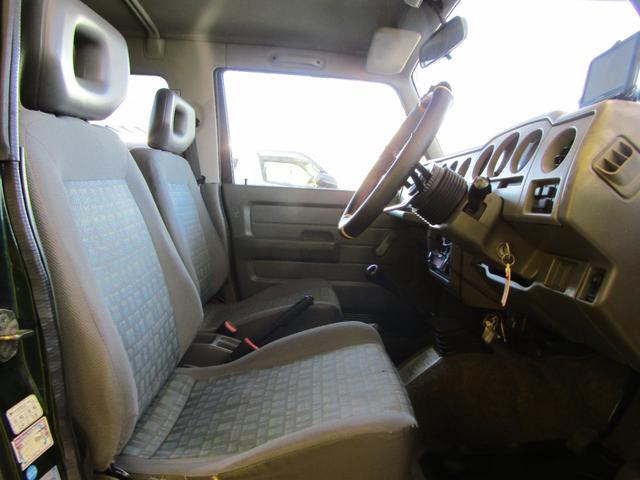 ジムニー 　Ｔベルト交換済　リフトアップ　オーバーフェンダー（13枚目）