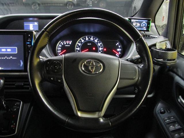 ヴォクシー ＺＳ　両側オートスライド　ワンオーナー（13枚目）