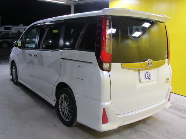 ノア ハイブリッドＳｉ　ダブルバイビー　両側オートスライド　ブレーキサポート（12枚目）