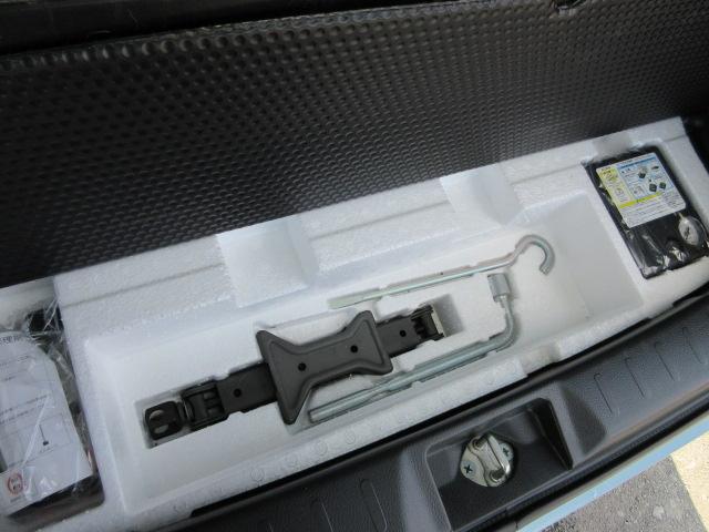 ＦＡ　社外ＣＤデッキ　ＡＵＸ付　キーレスキー　ベンチシート　後期型　電格ミラー　エコモード　荷室フラット　ヘッドライトレベライザー(40枚目)