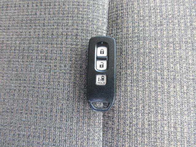 Ｎ－ＢＯＸ Ｇ・Ｌホンダセンシング　車検２年付き　ＬＫＡＳ　ブレーキサポート　車線逸脱警報　標識認識機能　先行車発進警報　クルコン　電動スライドドア　ＬＥＤオートヘッドライト　ＥＴＣ　ギャザズＣＤデッキ　アイドリングストップ（13枚目）