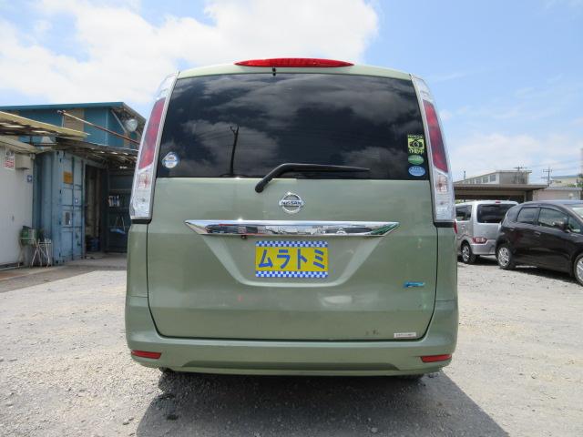 セレナ ２０Ｘ　車検２年付き　ＳＤナビ　Ｂｌｕｅｔｏｏｔｈ　フルセグＴＶ　バックカメラ　ＥＴＣ　クルーズコントロール　左電動スライドドア　アイドリングストップ　オートヘッドライト（4枚目）