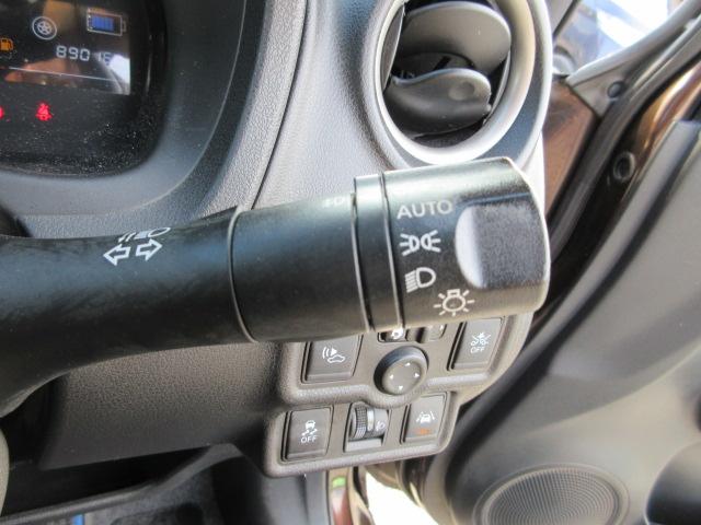 ノート ｅ－パワー　Ｘ　車検２年付き　１オーナー　ブレーキサポート　車線逸脱警報　メモリーナビ　Ｂｌｕｅｔｏｏｔｈ　フルセグＴＶ　バックカメラ　ＥＴＣ　プロジェクターオートヘッドライト　フォグライト（32枚目）
