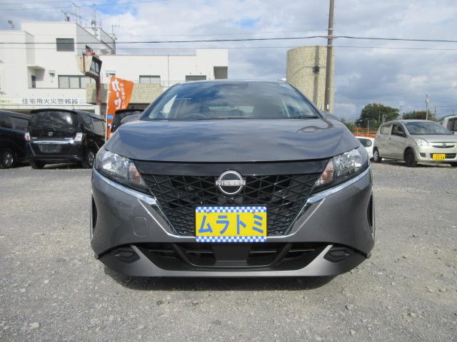 ノート Ｓ　車検２年付き　レンタカーアップ　ブレーキサポート　車線逸脱警報　先行車発進警報　標識認識機能　スマートルームミラー　電動パーキング　メモリーナビ　Ｂｌｕｅｔｏｏｔｈ　全周囲カメラ　ＥＴＣ（3枚目）