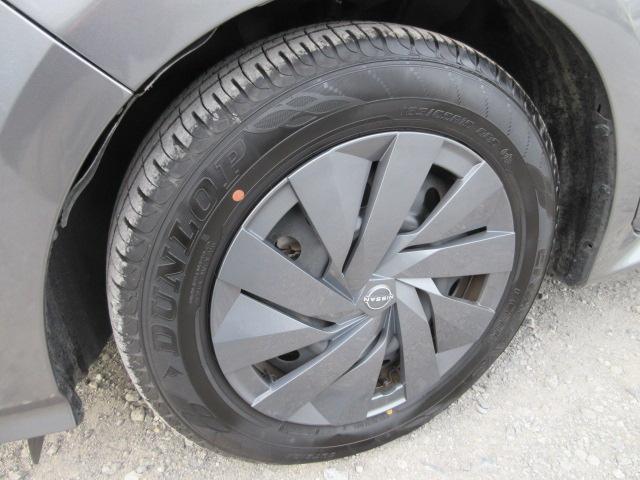 ノート Ｓ　車検２年付き　レンタカーアップ　ブレーキサポート　車線逸脱警報　先行車発進警報　標識認識機能　クルコン　メモリナビ　Ｂｌｕｅｔｏｏｔｈ　全周囲カメラ　スマートルームミラー　電動パーキング（7枚目）
