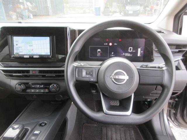 ノート Ｓ　車検２年付き　レンタカーアップ　ブレーキサポート　車線逸脱警報　先行車発進警報　標識認識機能　クルコン　メモリナビ　Ｂｌｕｅｔｏｏｔｈ　全周囲カメラ　スマートルームミラー　電動パーキング（27枚目）